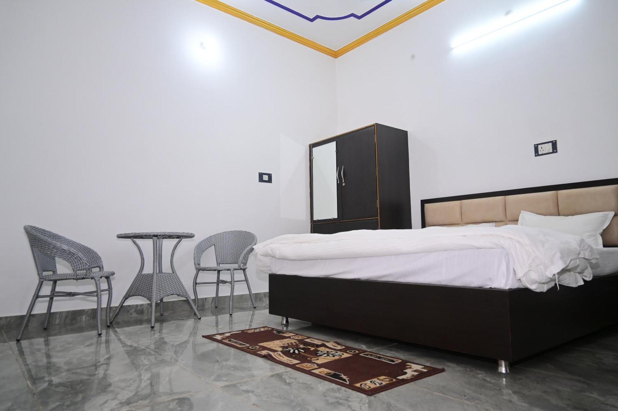 Shri Narayanam Guest House And Home Stay Ayodhya ภายนอก รูปภาพ
